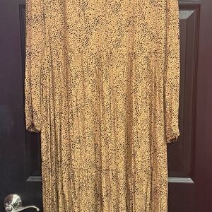 Old Navy Leopard Print Long Sleeve Dress